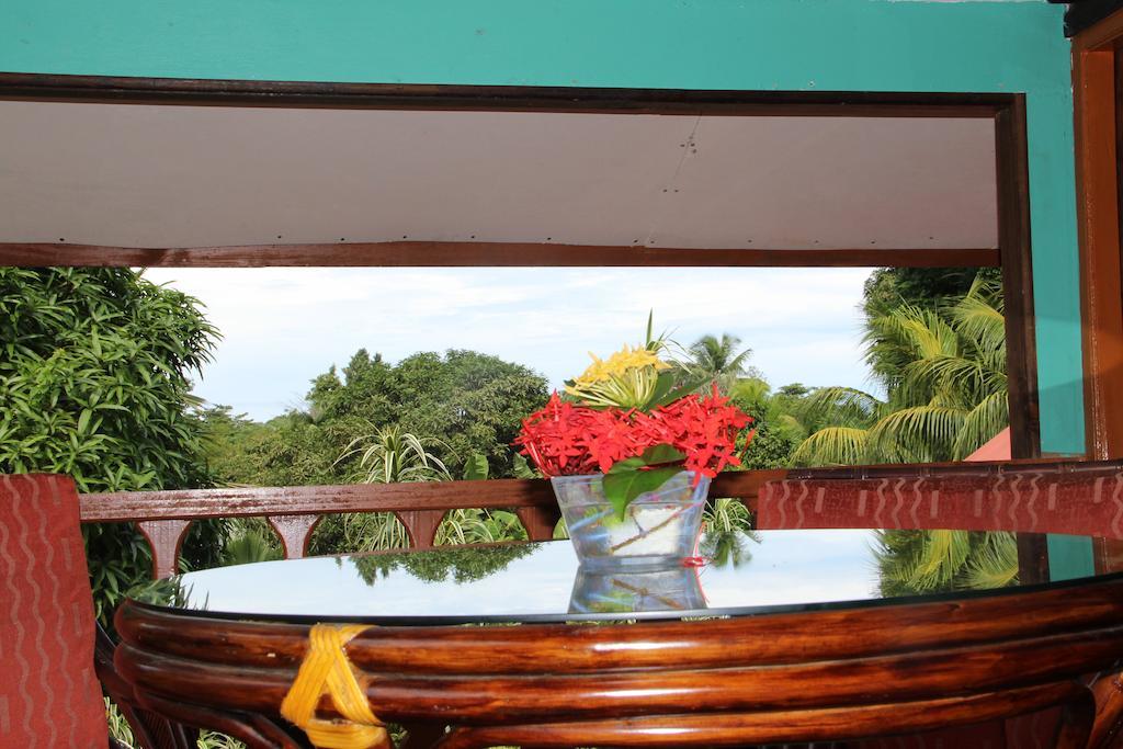 Belle Des Iles Bed & Breakfast La Digue Bagian luar foto