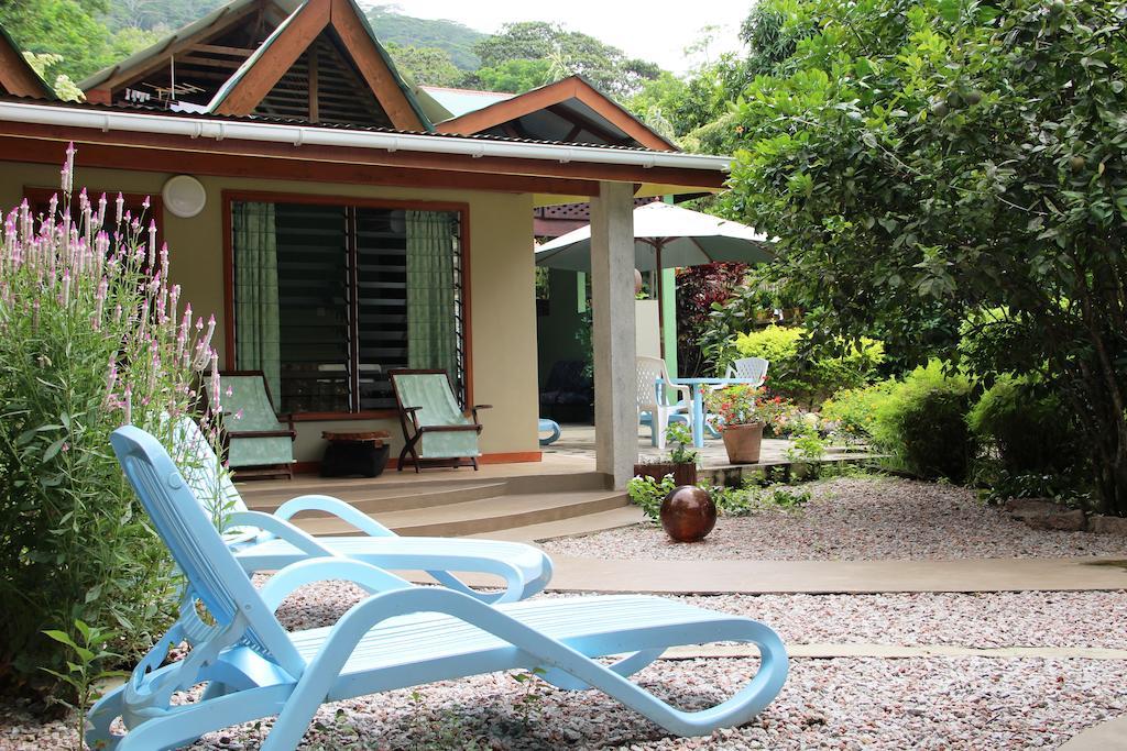 Belle Des Iles Bed & Breakfast La Digue Bagian luar foto